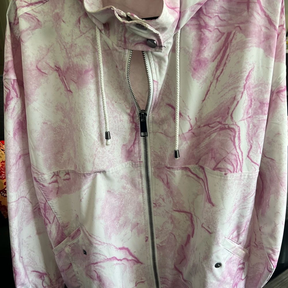 Chicos Zynergy Zip front hooded jacket